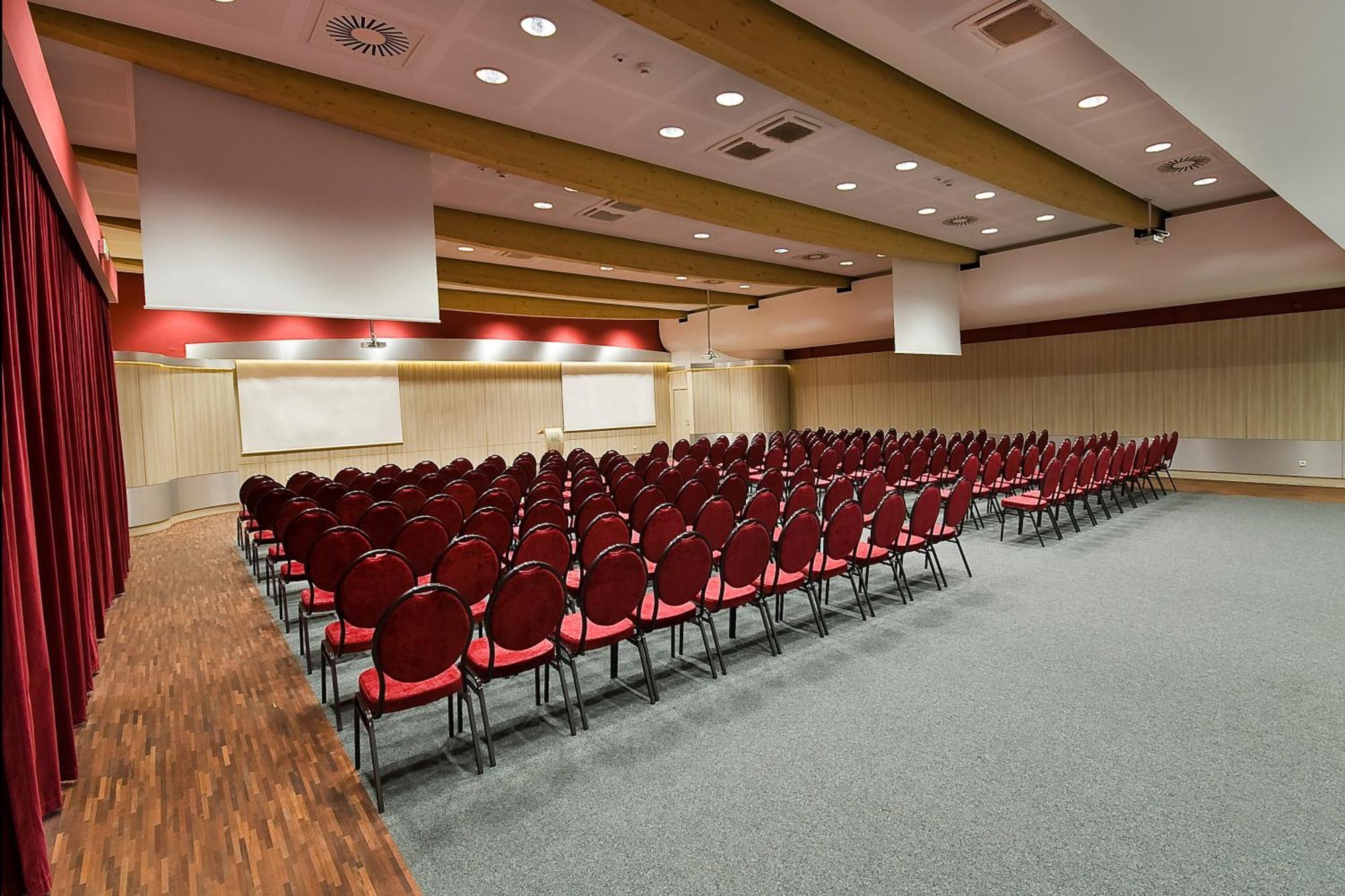 Luboń Hotel Poznanski A2 מראה חיצוני תמונה